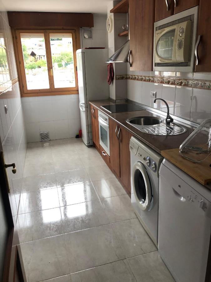 Casa De Claudia Comillas- Jardin Privado - A 10 Metros Del Capricho De Gaudi ภายนอก รูปภาพ